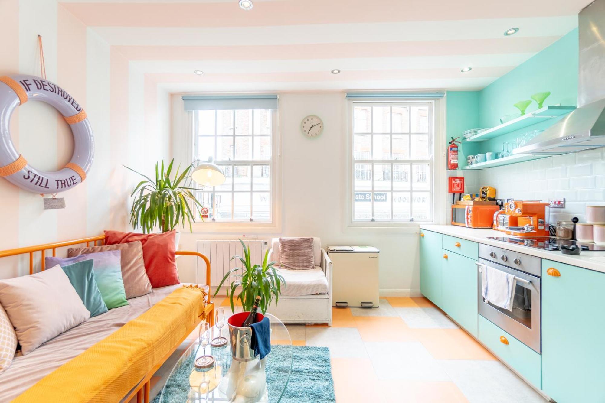 The Courtyard Suite By Margate Suites מראה חיצוני תמונה